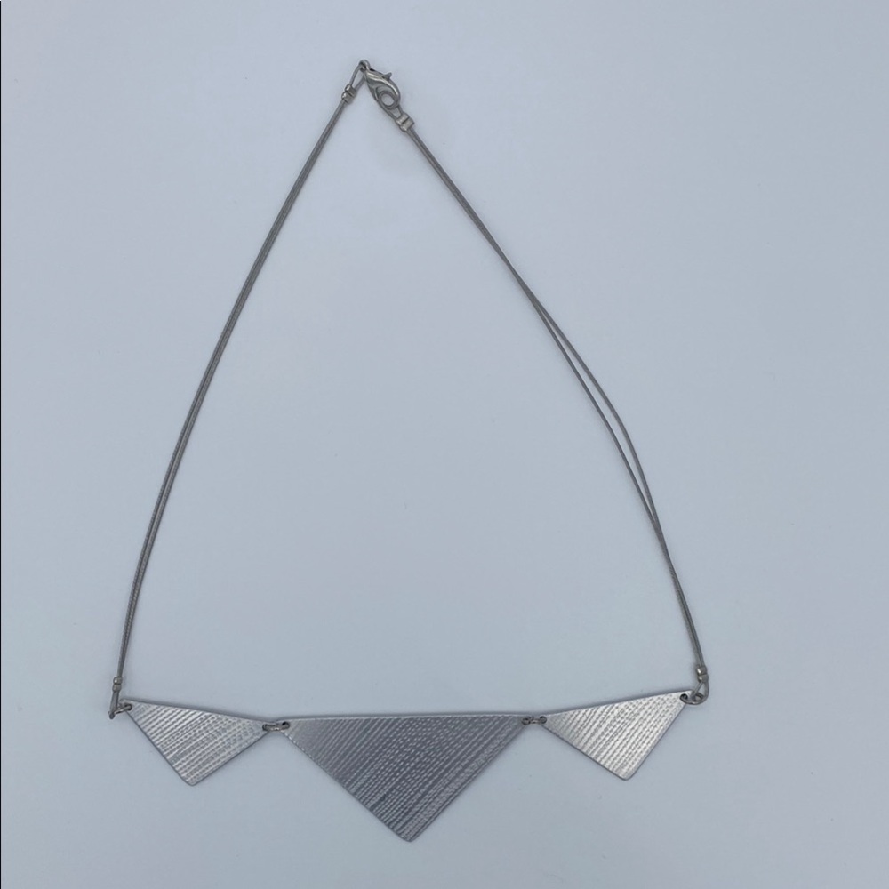 Elegant Silver Geometric Necklace